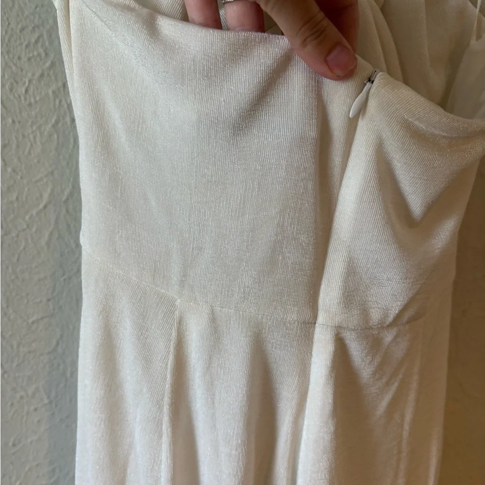 Misha‎ White Halter Jumpsuit size 4 - Picture 8 of 8